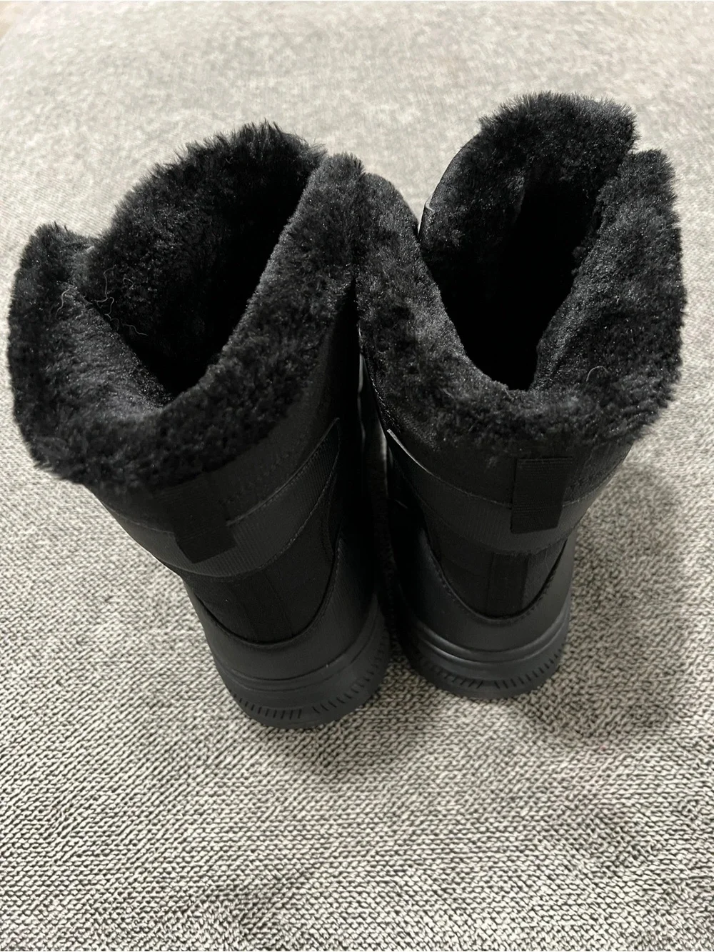 Men’s Black Winter Lace-Up Boots with Faux Fur Collar